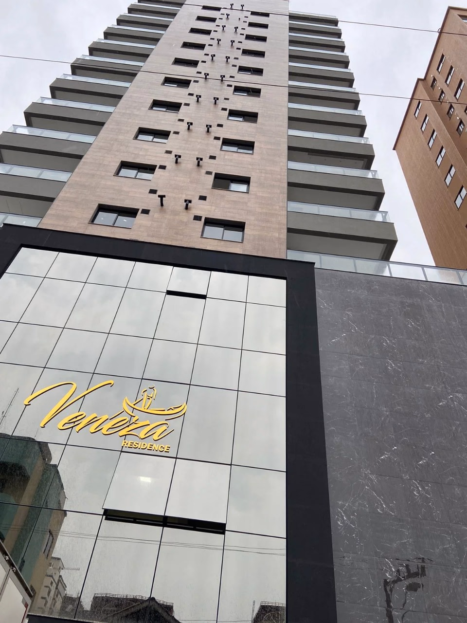 Veneza Residencial — Meia Praia