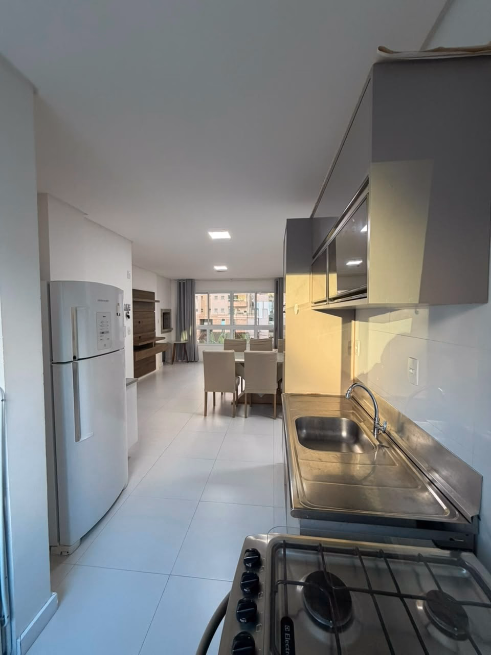Apartamento 1 suíte em Meia Praia — Meia Praia, Itapema