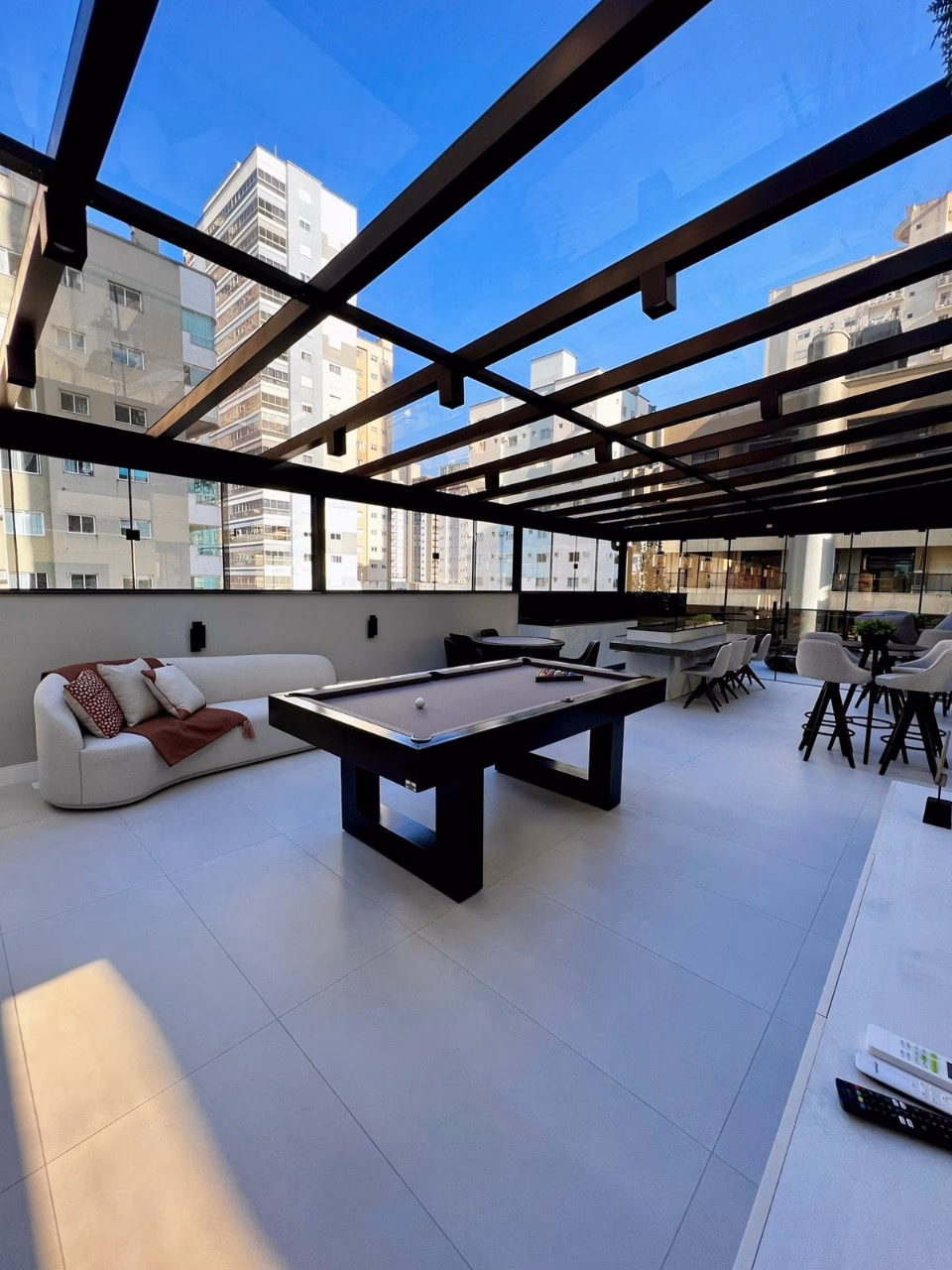 Exuberance Tower - Rua 250, Bairro Meia Praia, Itapema - SC (21)